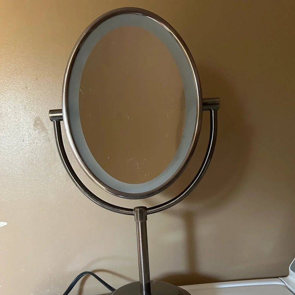 Mirror - Picture 5 of 12